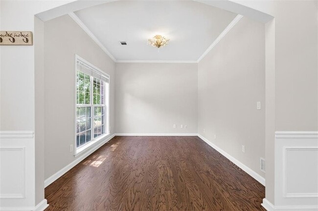Building Photo - 2885 Stonehenge Ct
