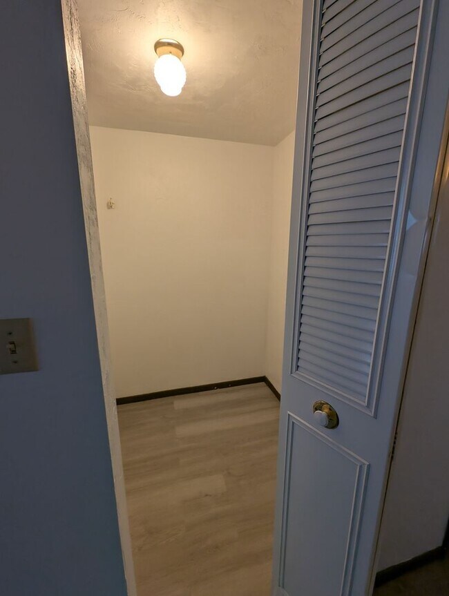 Building Photo - Sparrow 101