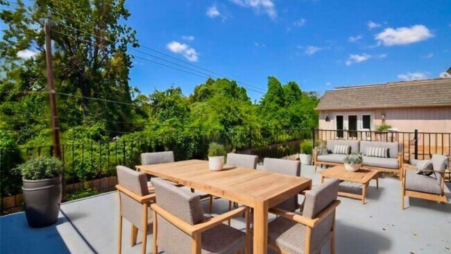 Building Photo - 48 Bayou Pointe Dr
