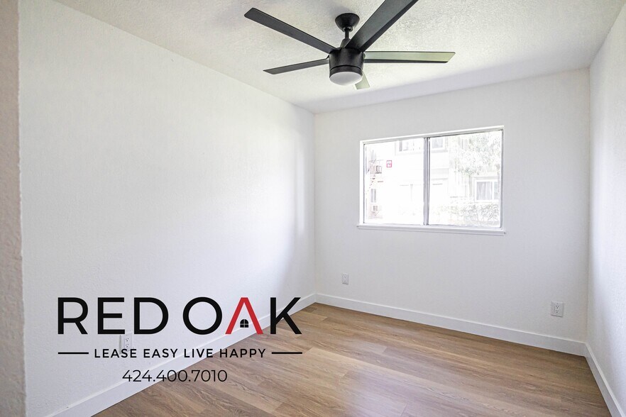Building Photo - 16787 Miller Ave