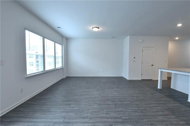 Building Photo - 572 Sausalito Walk