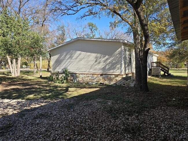 Building Photo - 309 N Buffalo Ave