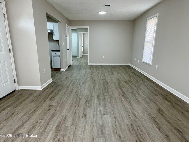 Building Photo - 1904 W Madison St