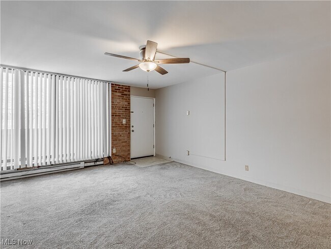 Building Photo - 2331 E Market St