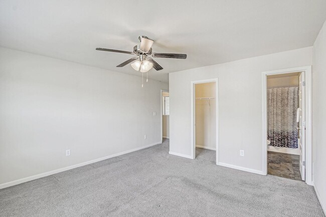 Building Photo - 4639 Southwind Rd