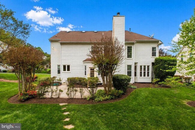 Building Photo - 5105 Claybank Ln