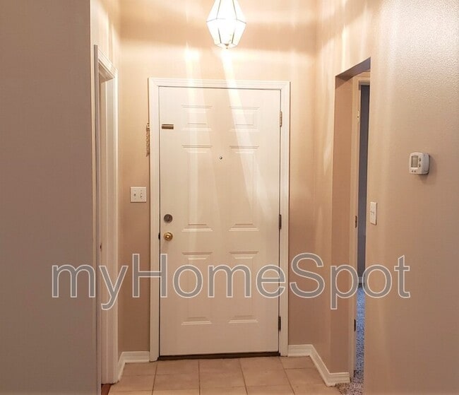 Building Photo - 2488 Gulf Breeze Ave