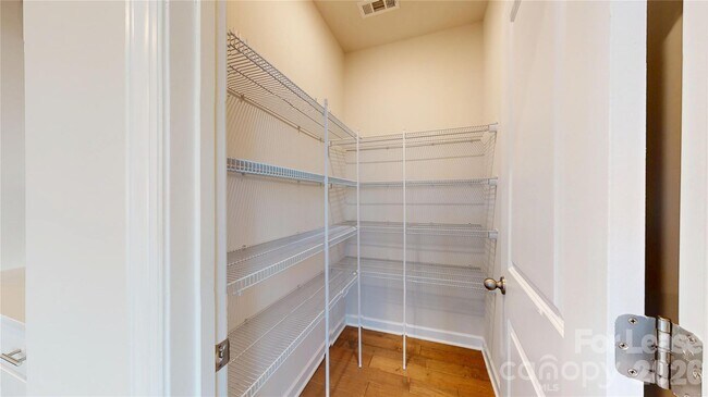 Building Photo - 2518 Arbor Loop Dr