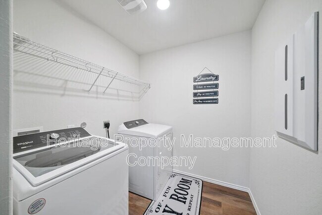 Building Photo - 13721 Crossbow Rdg