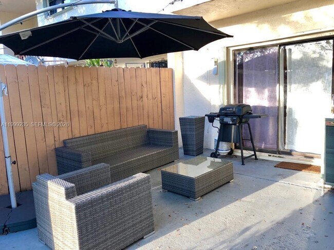 Building Photo - 6660 SW 130th Ave