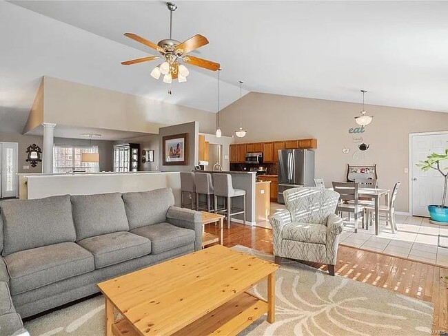 Building Photo - 964 Prairie Crossing