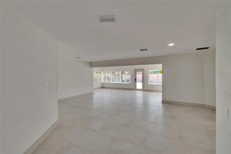 Building Photo - 1492 Sea Gull Dr S