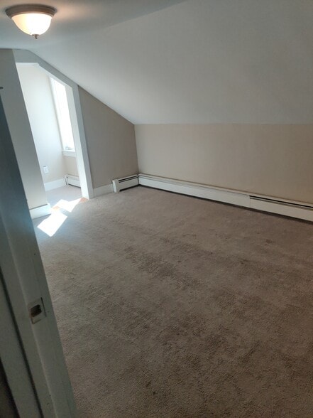 Building Photo - 37 Whitehall Rd