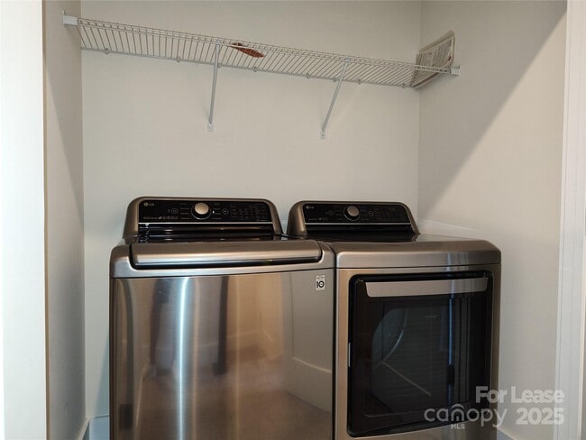 Building Photo - 13031 Tinton Ave