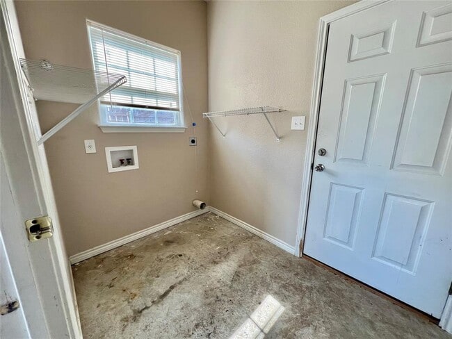 Building Photo - 1295 Harper Trl