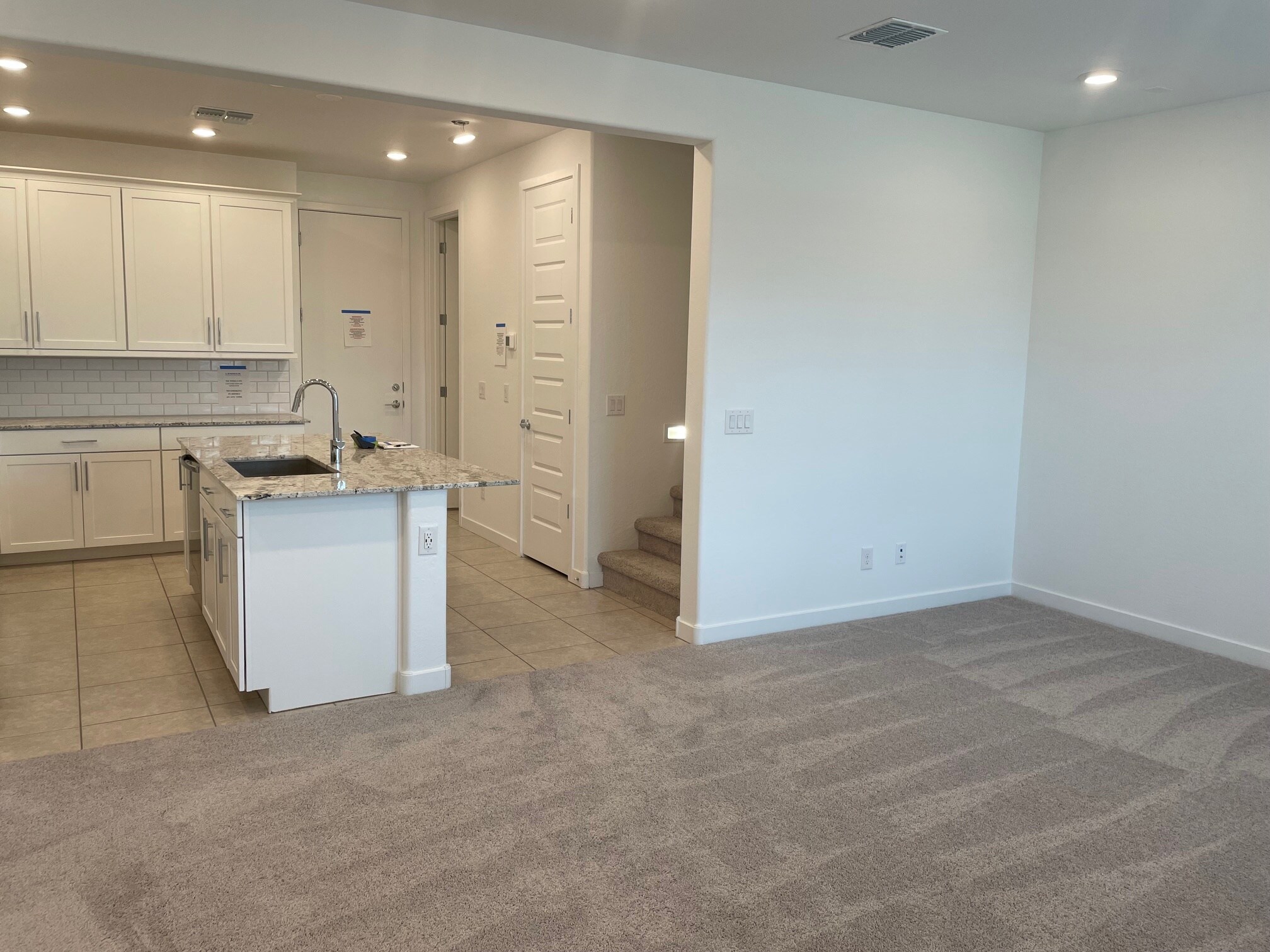 Building Photo - 4077 S Sabrina Dr
