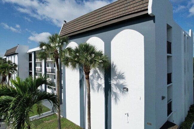 Building Photo - 2101 NW 55th Ave