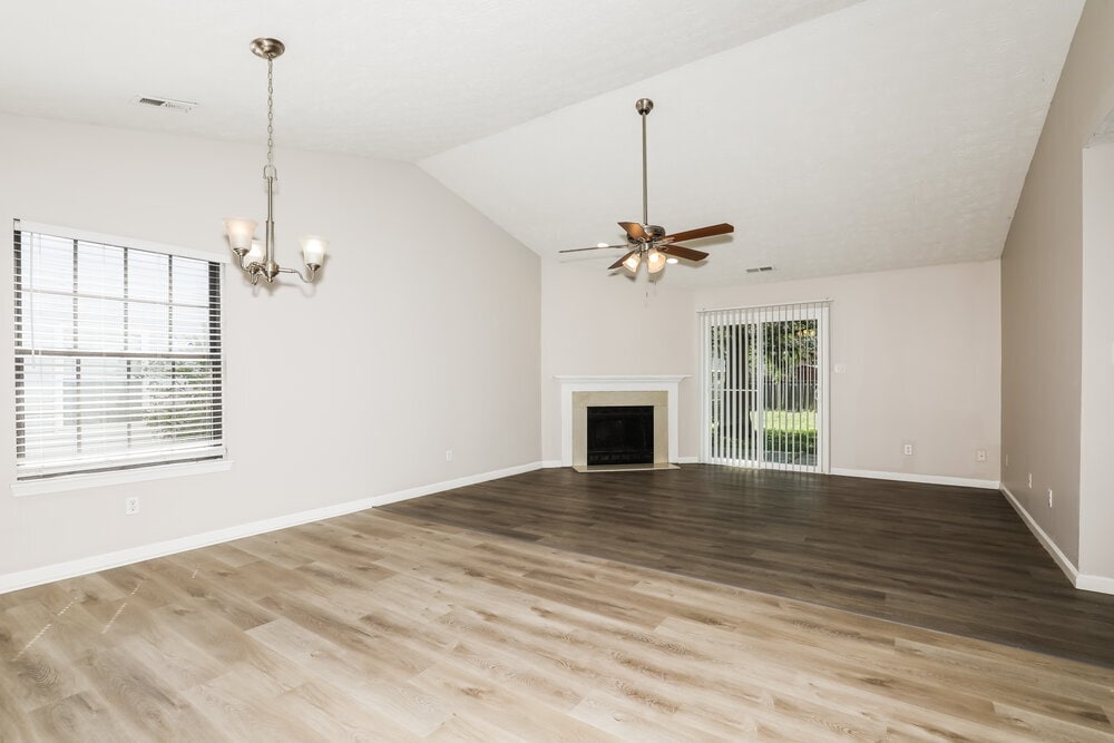 Building Photo - 7750 Harcourt Springs Dr