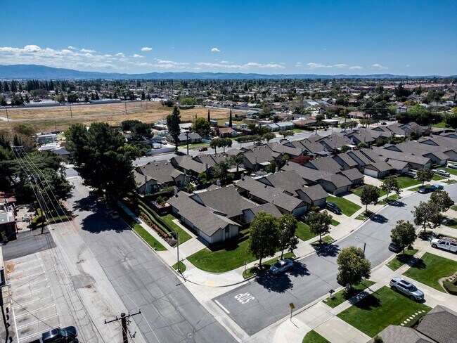 Building Photo - Your Perfect Single-Story Rancho Cucamonga...