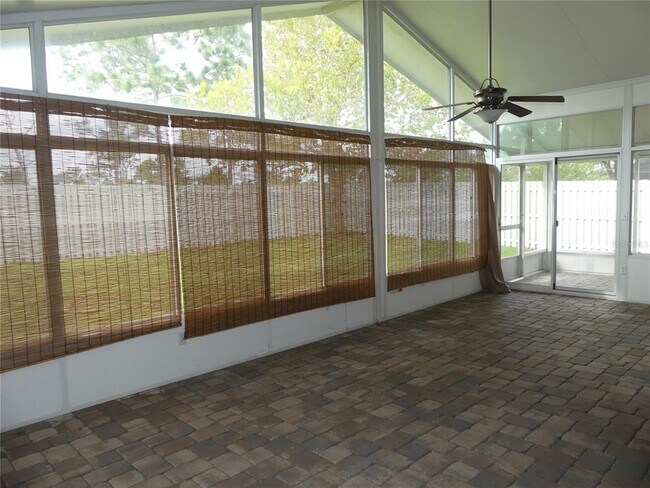 Building Photo - 5539 San Gabriel Way