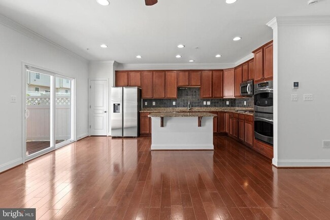 Building Photo - 8852 Purple Iris Ln