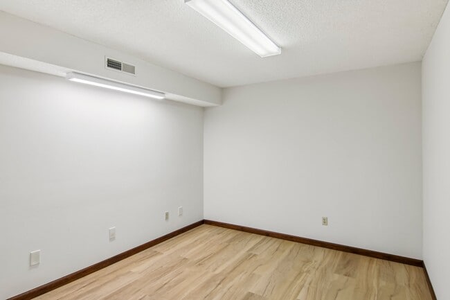 Building Photo - 11 Timothy Ln