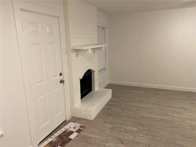 Building Photo - 2408 Burleson Ct