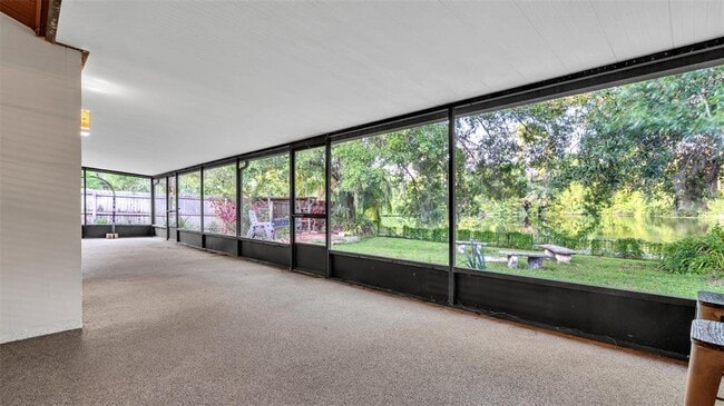 Building Photo - 6725 Islander Ln