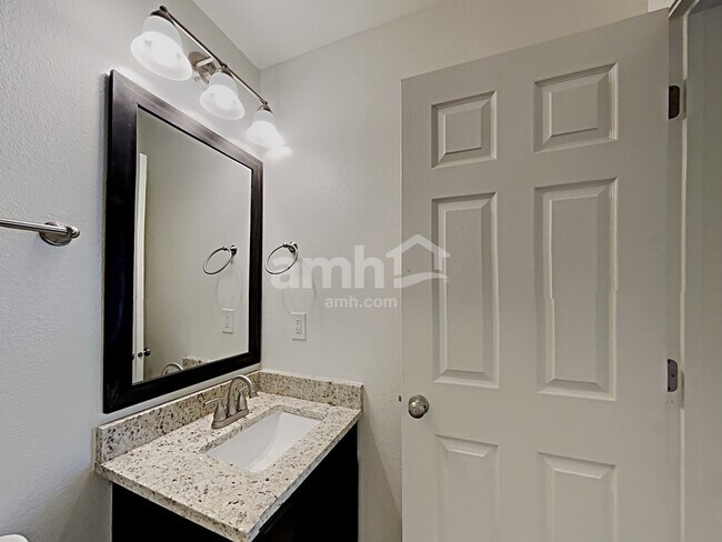 Building Photo - 11755 Altamont St