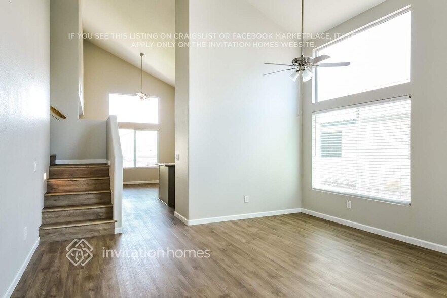 Building Photo - 8614 W Echo Ln