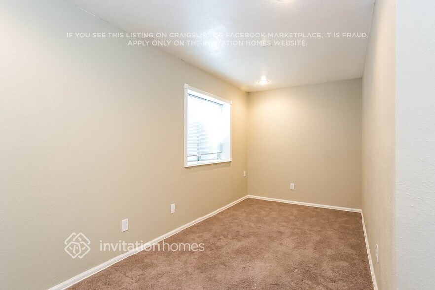 Building Photo - 11001 Benton St