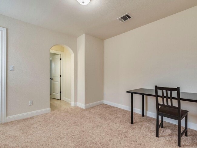 Building Photo - 5720 Viejo Dr