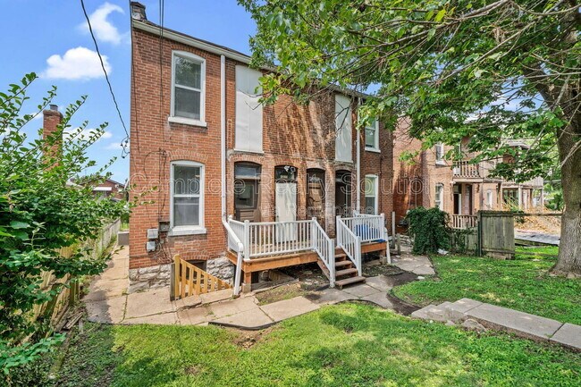 Building Photo - 4222 S 38th St