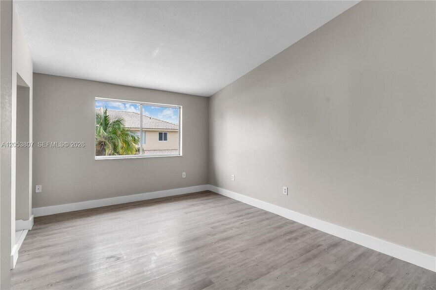 Building Photo - 7463 SW 164th Ave