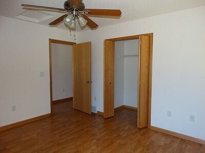 Building Photo - Lots of Rooms