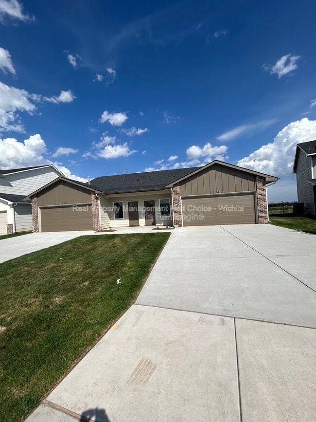 Building Photo - 157 N Gowen St