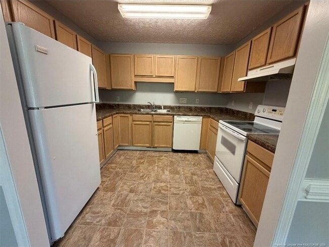 Building Photo - 5190 Shoveler Ct