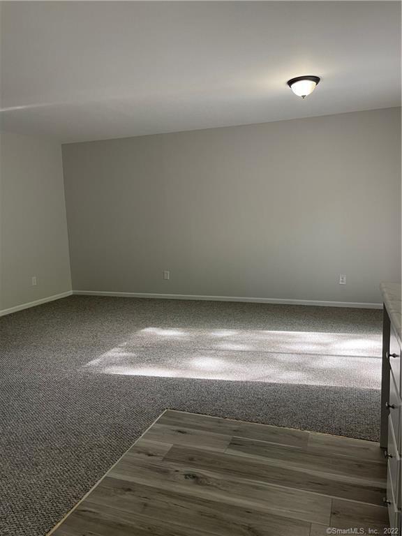 Building Photo - 16 Hawley Glen