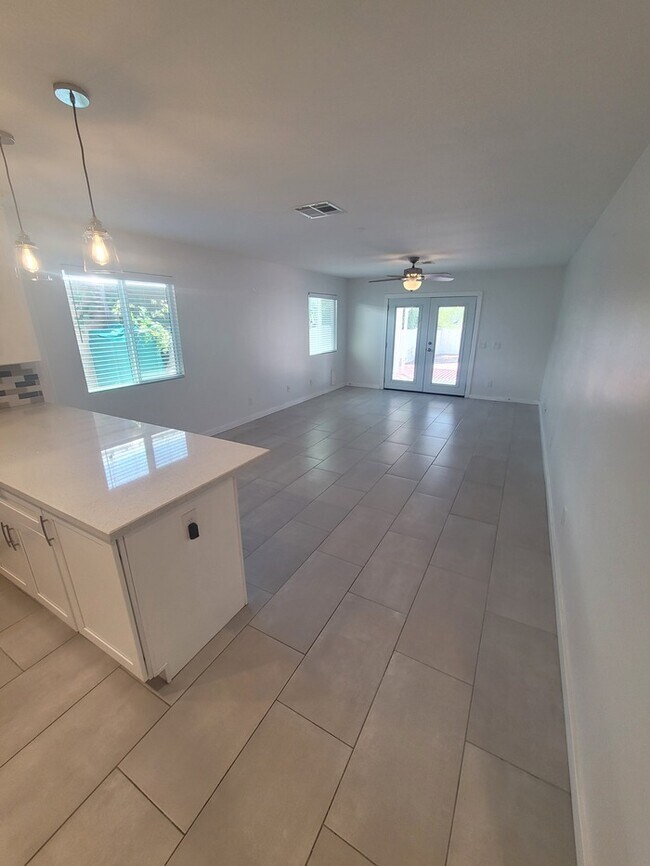 Building Photo - Gorgeous 3/2 in the foothills for rent!