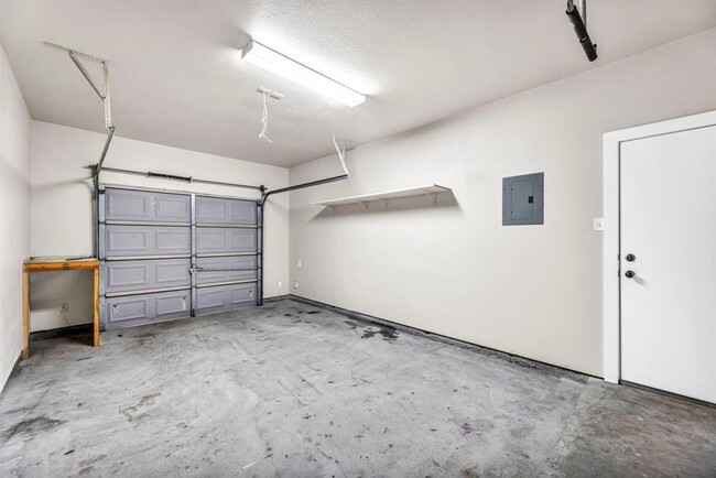 Building Photo - 1711 E 16th St