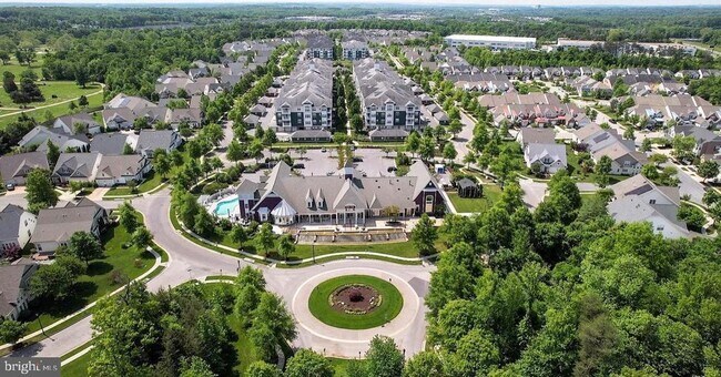 Building Photo - 13901 Belle Chasse Blvd