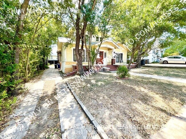 Building Photo - 810 W Magnolia Ave
