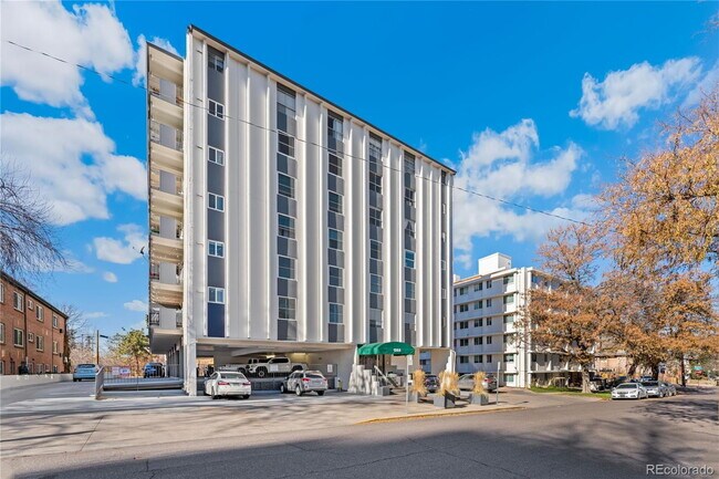 Building Photo - Immediate Availability! Overlook Cheesman ...