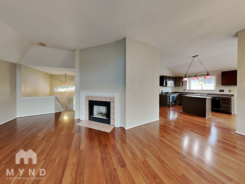 Building Photo - 6925 Sugar Maple Creek