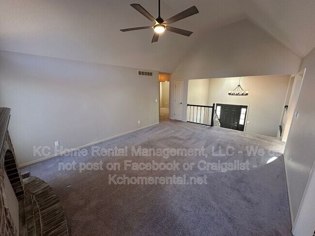 Building Photo - 9802 NW 72nd Terrace