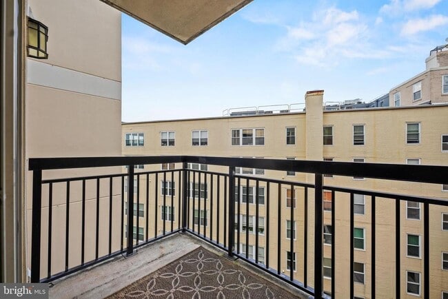 Building Photo - 1441 Rhode Island Ave NW