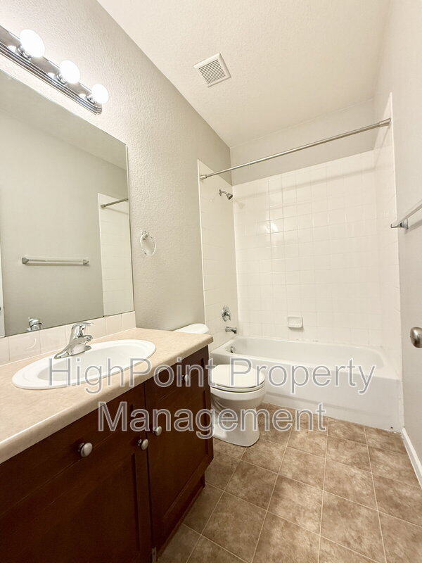 Building Photo - 12113 Hannibal St