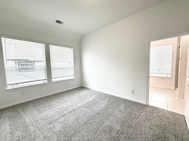 Building Photo - 159 W Coralburst Lp