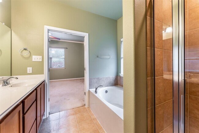 Building Photo - 1317 Sundrop Cove