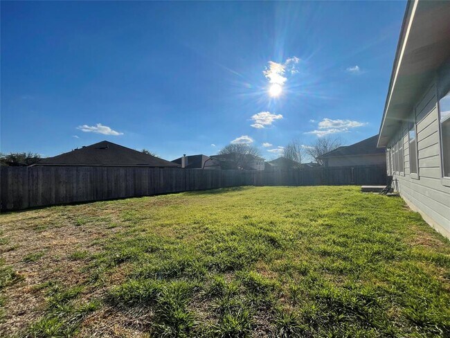 Building Photo - 7820 Little Deer Trail